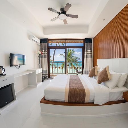 Heron Beach Hotel - The Best Maldivian Getaway In Dhiffushi,Maldives المظهر الخارجي الصورة